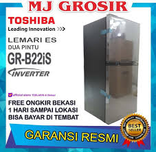 Selain itu, lemari es dua pintu ini juga sangat canggih karena dilengkapi dengan panel/tombol sentuh pada bagian luarnya, sehingga bila ingin mengatur sesuatu kamu tidak perlu membuka kulkas terlebih dahulu. Jual Kulkas Toshiba Gr B 22 Is Lemari Es 2 Pintu Grb22is Inverter Low Watt Terbaru Juli 2021 Blibli