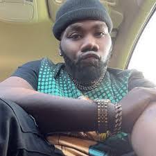 Malcolm Lofton's Instagram, Twitter & Facebook