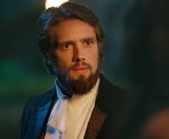 Felipe fica cara a cara com Bernardo