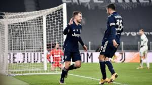 Los goles para la vecchia signora los anotaron danilo, higuaín y alex sandro. R82zihbql4vykm