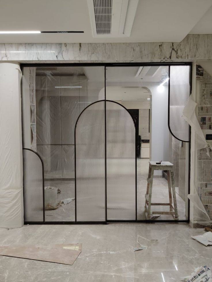 Slim profile Door partition product image
