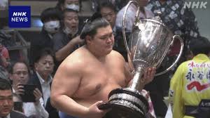 大相撲秋場所 大の里が5回目の優勝 横綱昇進後は初めて | NHK | 大相撲
