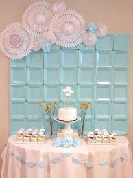 With environmentalists making the push for living green, many mothers are choosing cloth diapers for their little ones. Diy Easy Cheap Paper Plate Party Backdrops Backdrops For Parties Baby Shower Backdrop Baby Shower
