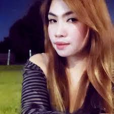 Sharon Houghtaling's Instagram, Twitter & Facebook