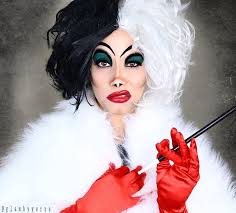 Cl254 cruella de ville vil disney costume 101 dalmatians halloween outfit + wig. Ready For A Buoyant Undertake Upon Looks That Kill Discover The Lastest Beauty Trends Cute Halloween Makeup Halloween Makeup Pretty Unique Halloween Makeup