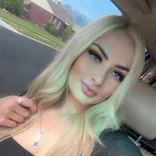 My husband clapped so loud for me that i stopped noticing who didn't. ✨