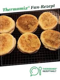 Toasties Oder Englische Muffins Rezept Rezepte Lebensmittel Essen Kochen Und Backen
