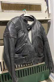 Pin On Biker In Lederkombis