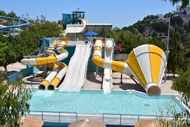 Check spelling or type a new query. Tessera Ellhnika Waterparks Sta Koryfaia Ths Eyrwphs Nerotsoylh8res Pisines Kai Diaskedash Eikones Travel Iefimerida Gr