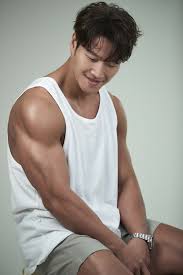 Последние твиты от kim_jongkook (@kim_jongkook25). Kim Jong Kook Launches Fitness Focused Youtube Channel
