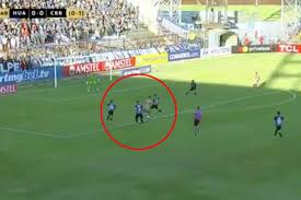 VIDEO | Balde de agua fría para Jaime García: el golazo de Carabobo ante Huachipato en Libertadores