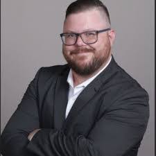 Amanda Rutan's Instagram, Twitter & Facebook