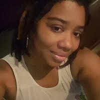 Selena Knight's Instagram, Twitter & Facebook