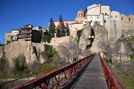 We almost didn't walk up there because we thought that it might not be worth the effort or. Escapada De Un Dia A Cuenca Lega Traveler