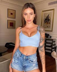 An upload to instagram on thursday showed tomic alongside vanessa sierra, kissing her on the sierra made a name for herself during the 2019 television series love island, before turning her. Bernard Tomic S Girlfriend Vanessa Sierra Jokes She Can Make X Rated Onlyfans Videos In Hotel Quarantine With Tennis Ace