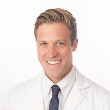 Showing gratitude for our PGY3 resident Dr. James Morong! The bread 👑 can  be found traveling the world and reminding all of us to make our own mental  health a priority. #obgyn #