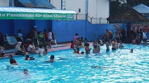 Kolam Muncul Di Banyubiru Semarang Dipadati Pengunjung Tribun Jateng