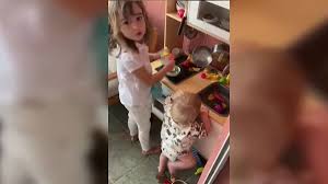 El buque oceanográfico ángeles alvariño, que se sumó el pasado domingo a la búsqueda de las niñas anna y olivia, desaparecidas junto con su padre en tenerife, continúa este martes. La Madre De Anna Y Olivia Confio En Las Personas Para Que Las Reconozcan