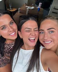 Ella Downing (@ellaadowning) • Instagram photos and videos