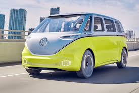Expected to ride on a variety of battery packs, ranging from 48 to 111 kwh, the id.buzz should be good for up to 550 km (341 miles) of range on the european test cycle. Vw I D Buzz 2017 Test Bilder Autobild De