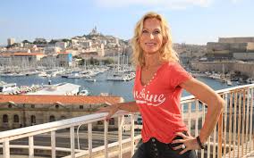 Dans plus belle la vie, le personnage de nicolas berger est interprété par bruce tessore. Marseille M A Adoptee Rebecca Hampton Actrice De Plus Belle La Vie Le Parisien