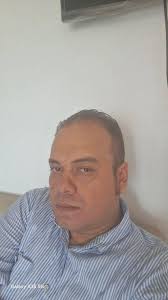 Built to stand tall, even next to a mountain. The Telluride doesn't just  blend in. It dominates.