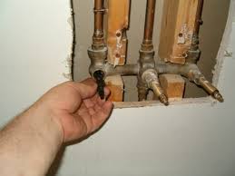 Sockets you can use to remove your bathroom tub faucet stems.these sockets let you loosen stems that are deep in the wall. Other Home Plumbing Fixtures Gerber Shower Stem Removal Wrench Home Garden Entsrilanka Org