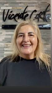 Ya !! Lista para partir la mañana !! Con mi tratamiento de Shades eq gloss  #redken #vicentecortez #vicentecortezpeluqueria #hairstyle #hair #cabello  #cabellosano #cabellohidratado #cabellosaludable ...