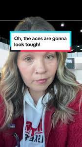 Kelly Ringer's Instagram, Twitter & Facebook