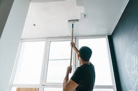 A l'origine, on parlait surtout de peinture à la chaux blanche du fait de la blancheur immaculée de la chaux. Comment Utiliser La Peinture Blanche Pour Sublimer Votre Interieur Monequerre Fr