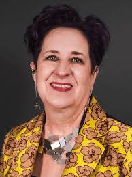 Suzanne Perkins's Instagram, Twitter & Facebook