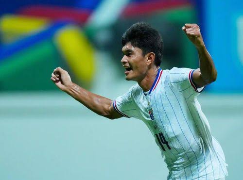 Chân sút số một đội tuyển Thái Lan đối diện nguy cơ nghỉ hết ASEAN Cup 2026  - Báo Tiền Phong