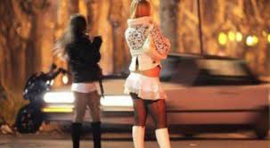 La prostituzione in strada sta sparendo: web e case per il sesso. A Venezia  oltre 1.000 sex worker