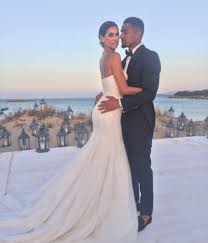 Mostra le gambe e sii originale! Abiti Sposa Vip Abiti Da Sposa Vip 2017 Chirurgiaunita2018 Abiti Da Sposa Principesco Abiti Da Sposa Con Coda Abiti Da Sposa Delle Principesse Reali Abiti Da Sposa 2016 Pronovias Guillermo Mariotto Namsa Angel