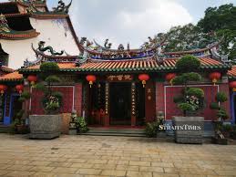 Local namekuan yin temple locationhonolulu, united states. A Step Back In Time The Historic Kuan Yin Temple Of Klang