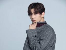 Hai chữ i của tên sân khấu bii thể hiện 2 cá thể khác nhau. æœ‰ç‰‡ Music å…¨çƒé¦–æ'­ Bii ç•¢æ›¸ç›¡ Better Fly Actors Hot Topics People