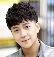 Hướng dẫn kiểu tóc nam mohican uốn dành cho nam giới