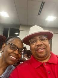 Sending deepest condolences to the family and friends of Willie Owens.  Football and wrestling captain and standout from the M-W Class of 1985. A  true friend and gentleman with an infectious smile