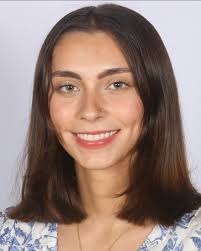 Alexandria McClellan, a senior @udelaware energy and environmental policy  (ENEP) and public policy double major with a minor in business  administration, credits Biden School courses like ENEP426: Climate Change  Policy for offering