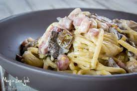 Maybe you would like to learn more about one of these? Pasta Con Funghi Panna E Speck Mangia Bevi Godi Blog Di Cucina E Ricette