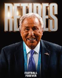 BREAKING: Lee Corso is set to retire from ESPN's College Gameday after 38  years