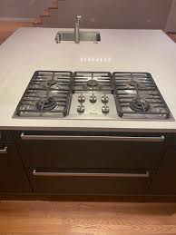 Our comparison guide on miele c1 vs c2 vs c3 will help you to pick the right decision for you. Flash Sale Gorgeous Arclinea Modern Complete Kitchen Miele Sub Zero Appliances Quartz Designer Little Green Kitchens