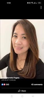 Miel Pangilinan, the daughter of Sharon Cuneta and Kiko Pangilinan, looked  fabulous and pretty in her pink satin gown, who recently attended her prom.  The proud mom shared that she is also