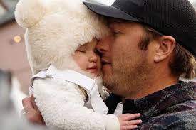 Bode, 40, and his pregnant wife, morgan beck, were at a neighbour's party when tragedy struck, and emeline grier miller ended up in the pool where she drowned, according to reports. Bode Morgan Miller Uberglucklich Ihre Zwillinge Sind Da Brigitte De