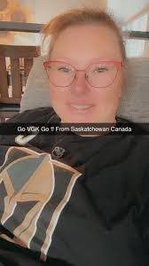 Kathy Mendola's Instagram, Twitter & Facebook