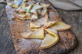 Nella ciotola mettiamo la farina setacciata. Girandole Di Carnevale Alla Nutella Dolci Veloci Al Forno
