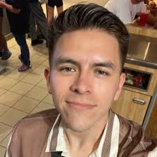 Kacie Booze (@kace_booze)