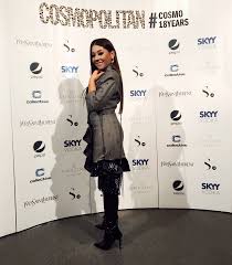 Cat de inalta este nicole cherry? Publicare Pod Monstru Bluza Nicole Cherry Trandafirul Galben Ro