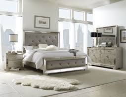Take The Best Side Of Luxury Bedroom Inspirations That Was Imagined For You Discove Queen Sized Bedroom Sets Mirrored Bedroom Furniture Bedroom Furniture Sets