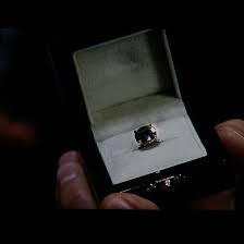 Carrie Bradshaw S Ring From Big Round Black Diamond Love Love Love Black Diamond Ring Engagement Big Engagement Rings Black Diamond Ring
